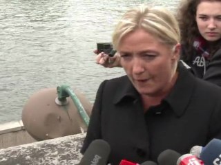 Marine le Pen dénonce l'aide à la Grèce