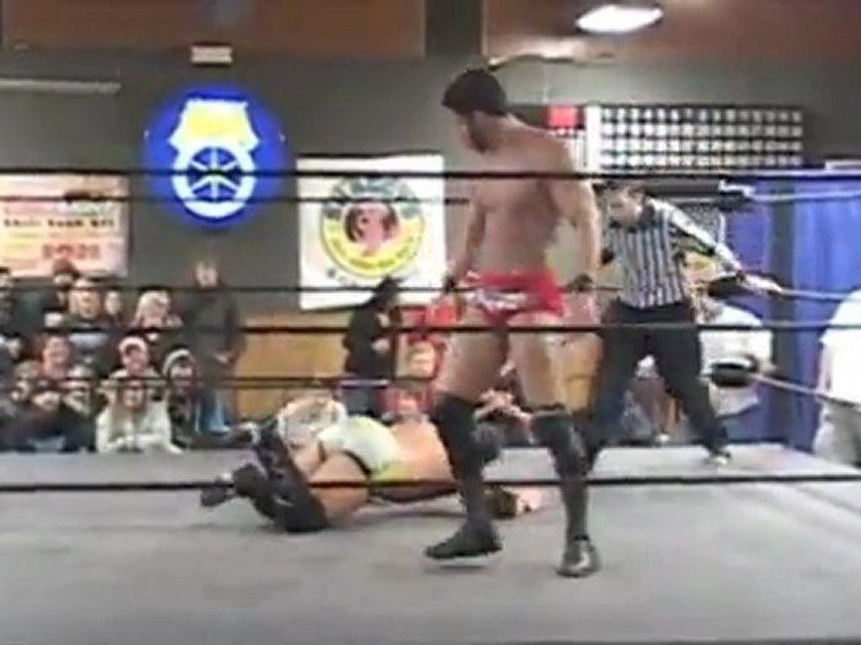 Arya Davari vs Ryan Cruz