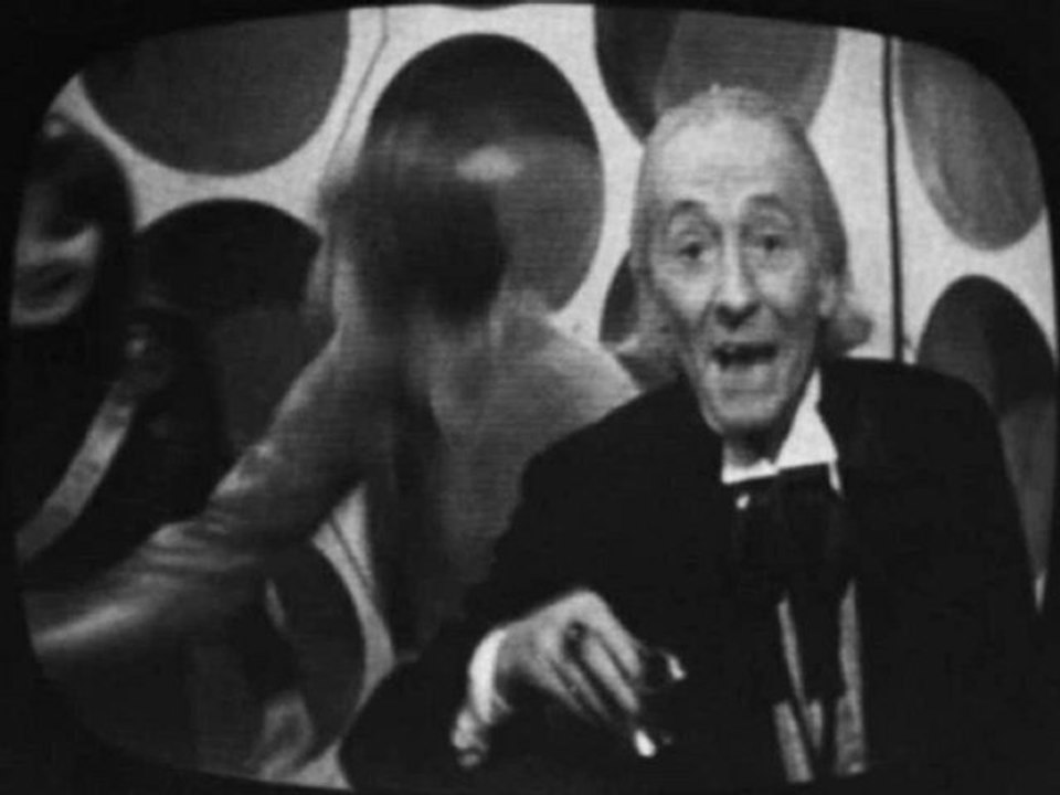 07 The Feast of Steven 2 (original ending)