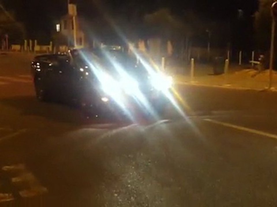 Démarrage en "drift" en Ford Mustang GT Cab de 2011 - V8 de 412cv