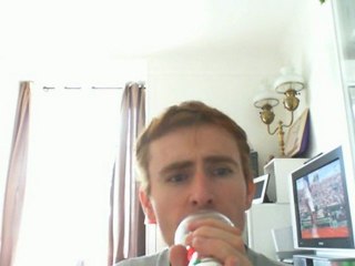 Wiwi égratigne "on n'était pas riche"