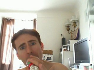 Wiwi égratigne "ma zik"