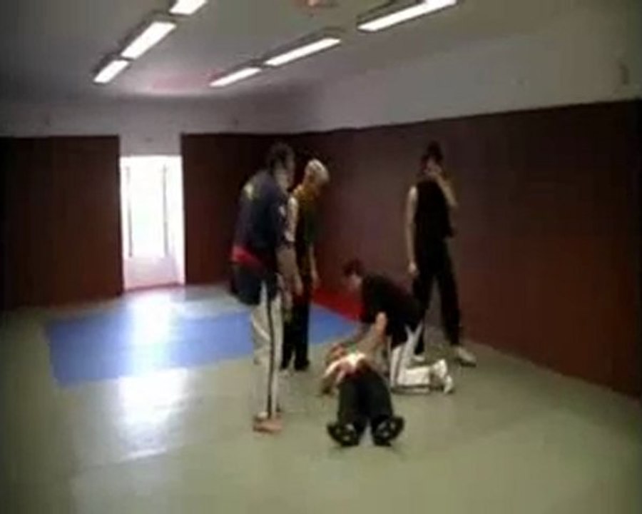 KIAI inversé avec frappe sur Poumon 5