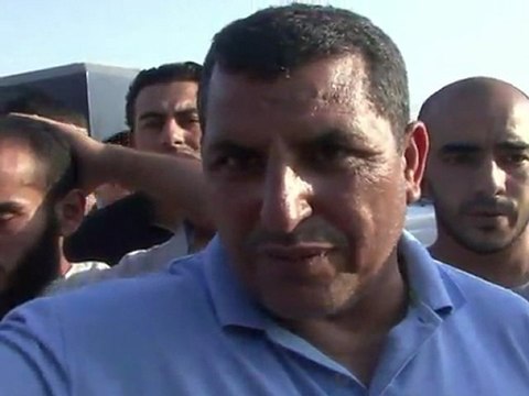 Hallan 50 cuerpos carbonizados cerca de Trípoli