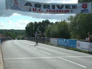 Arrivée minime à Josselin