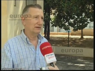 Vecinos de Valencia conviven con pulgas y mugre