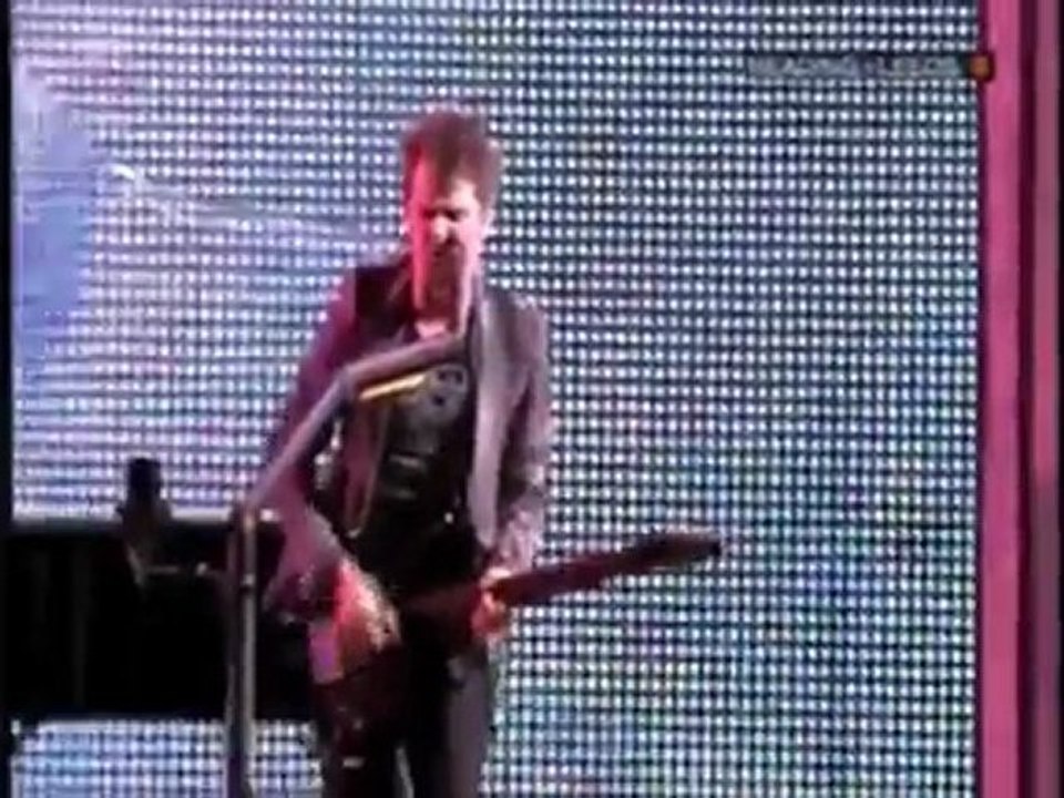 Muse Bliss Live at Reading Festival 2011 [HD]