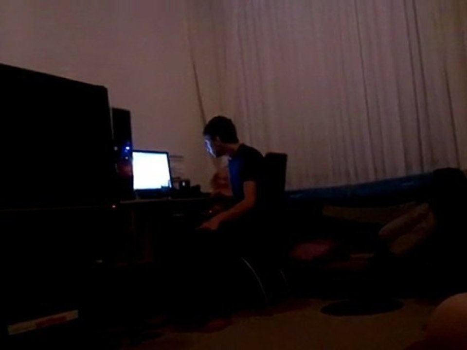 video-2011-08-29-02-00-25