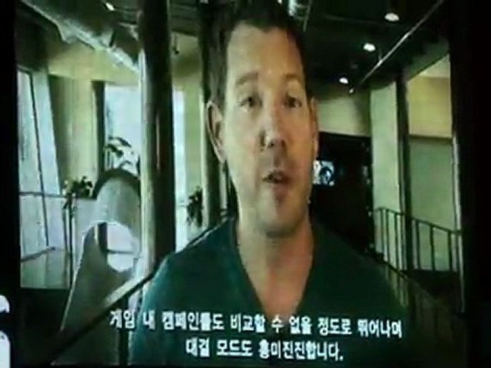 Gears of War3 Press Conference in Korea 11-Cliff Bleszinski