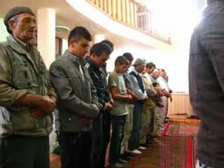 DİŞLİ TEPESİ MESCİDİ'NDE İLK TERAVİH NAMAZI 2011/3