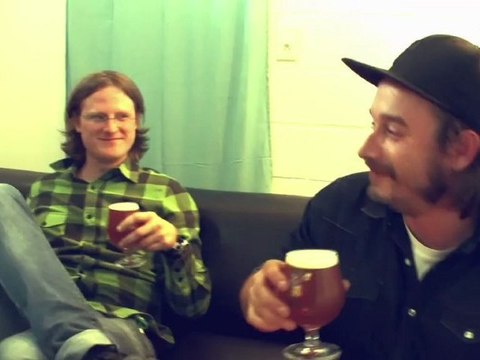 CABARET VERT : THE BEWITCHED HANDS