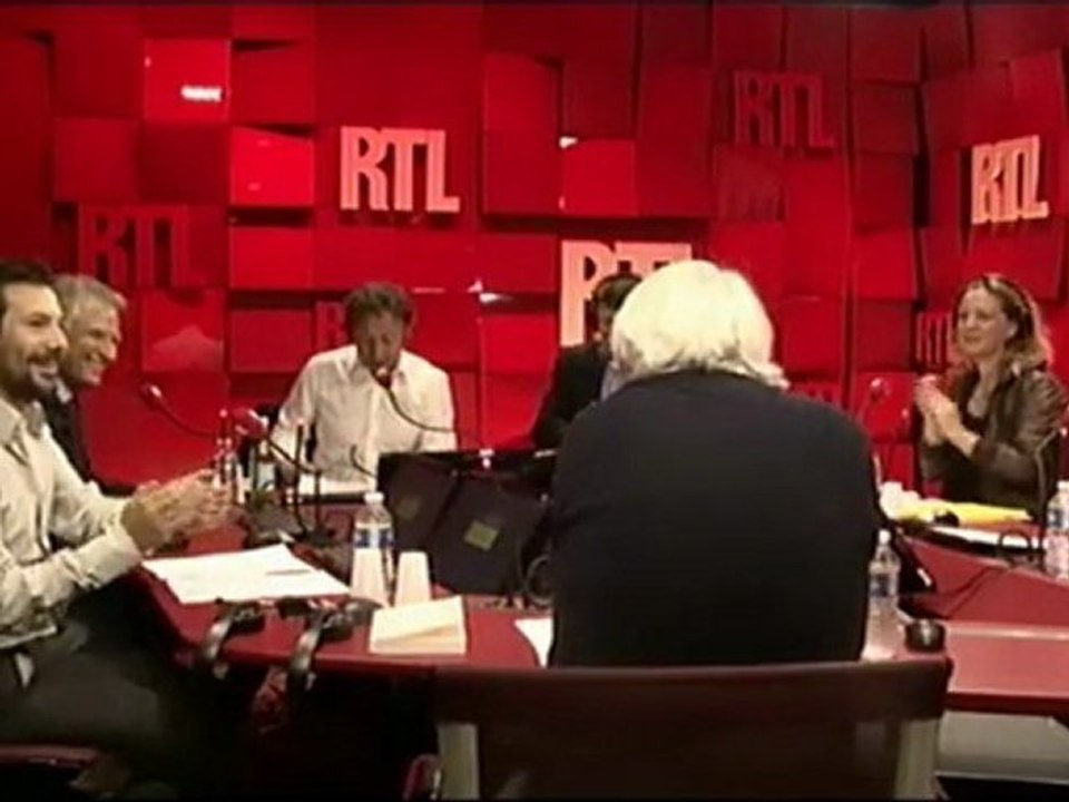 A la Bonne Heure du 29 août 2011: présentation de Dominique de Villepin par Stéphane Bern