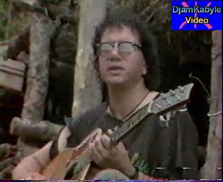 Majid SOULA Awi Qwlen D'Avaranni (1990) clip Kabyle