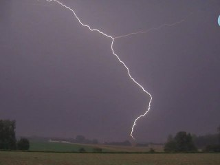 Orage multicellulaire MCS du 22 août 2011