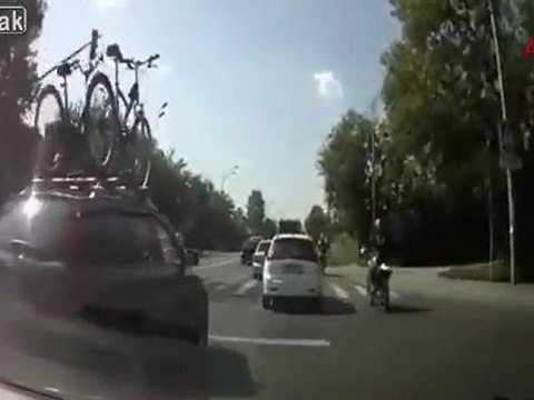 Viele Motorradfahrer sind, für ihre eigenen Unfällen schuld - Unfall