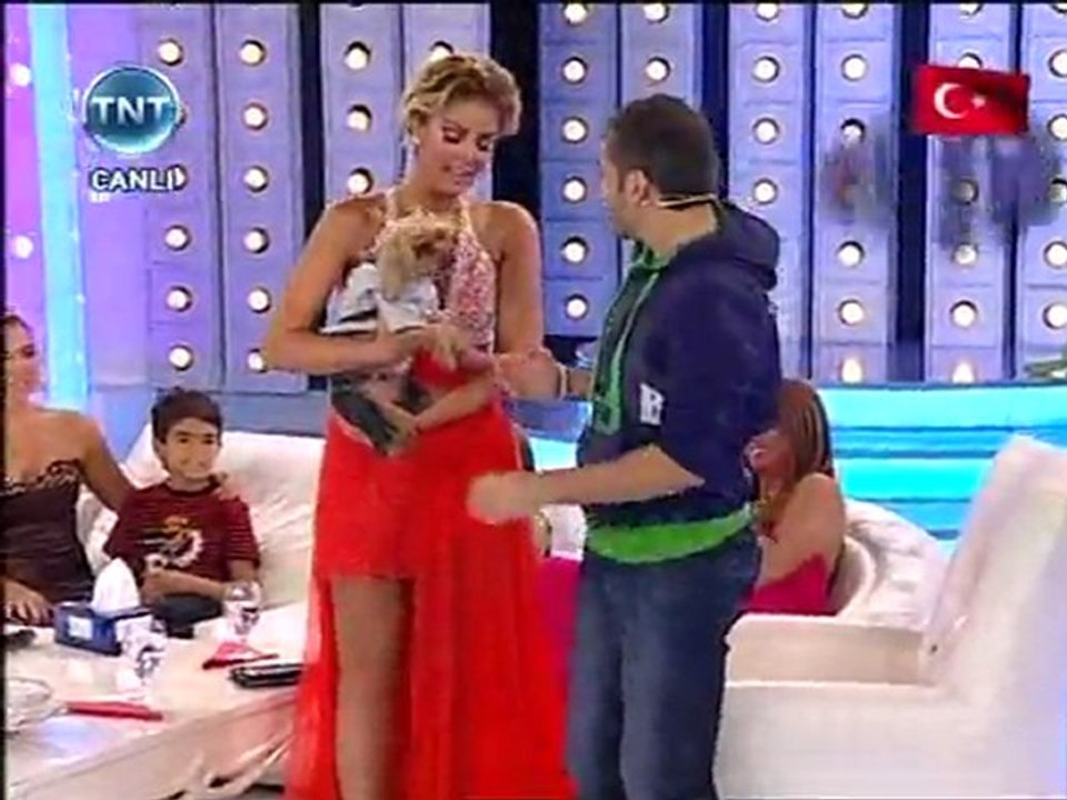 bıcır canlı yayımı bastı