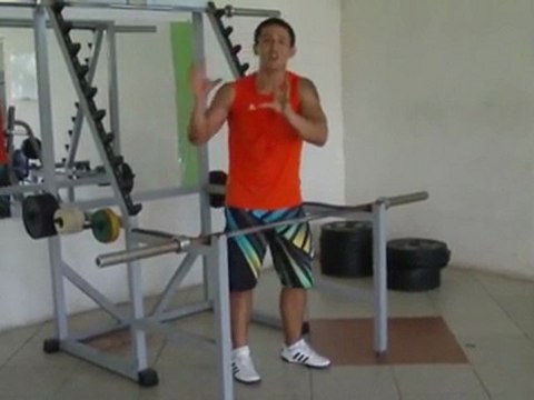 Sentadillas Frontales. Ejercicio Para Sacar Piernas. Como Realizar Las Sentadillas Frontales