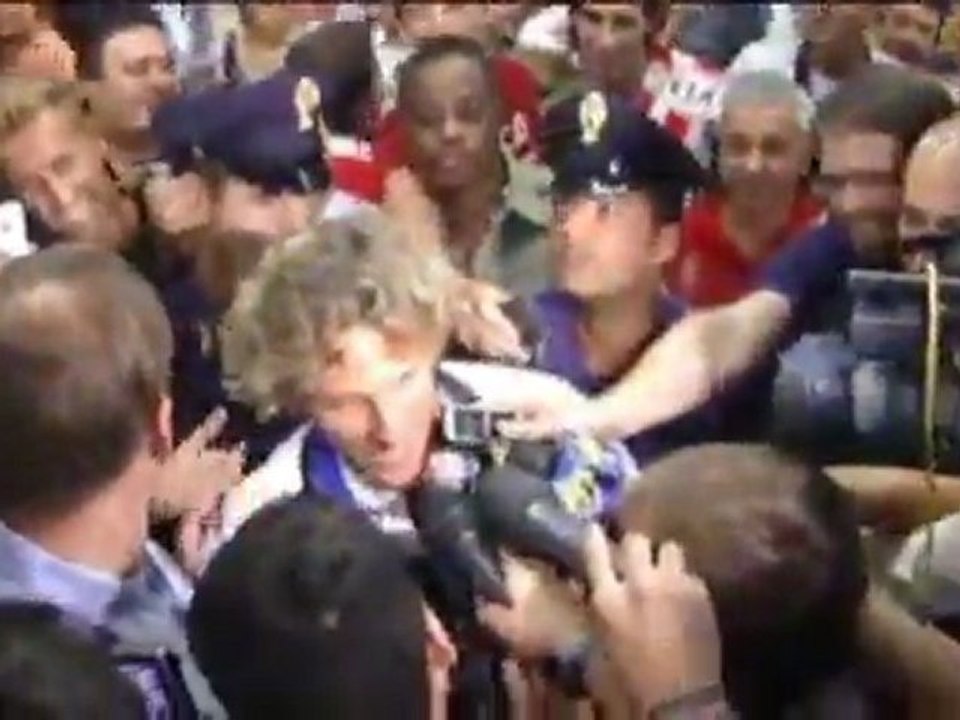 Forlan landet in italien