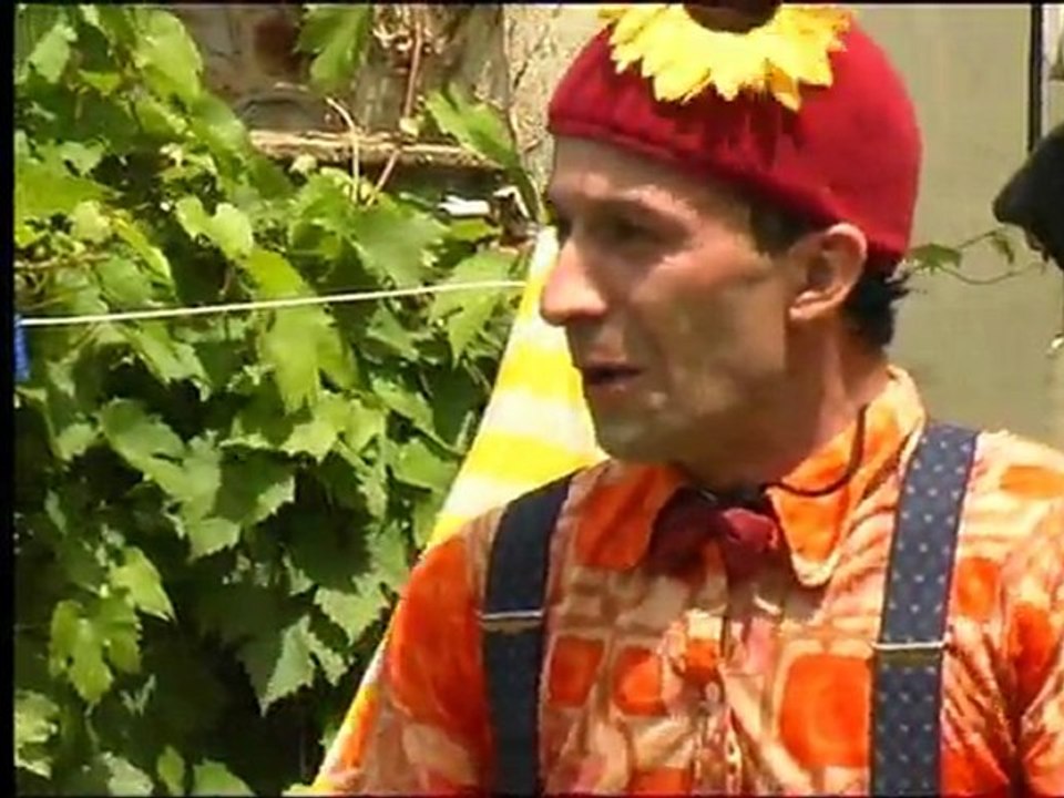 SPECTACLE ENFANTS RENNES BRETAGNE MAGIE CLOWN CIRQUE JOHNNY CARSHER