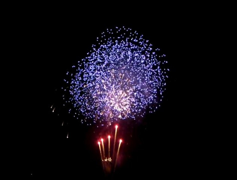 Autre séquence du feu d'artifices de YOKOHAMA tiré le 17/08/2011