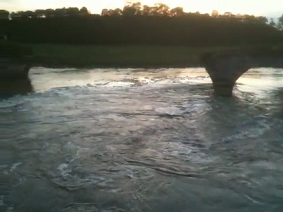 La grande marée au Pont de la Roque 30 08