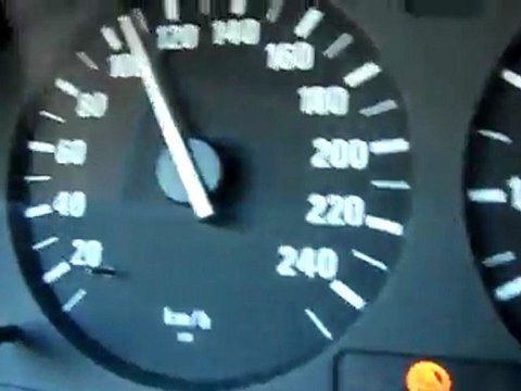 BMW 540i E39 V8 4.4 0 a 160km/h