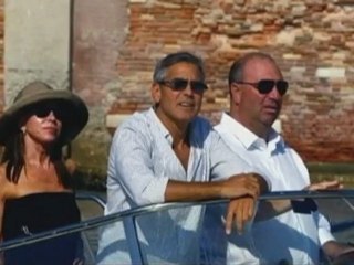 Angelina shoots down rumors, Janet says no