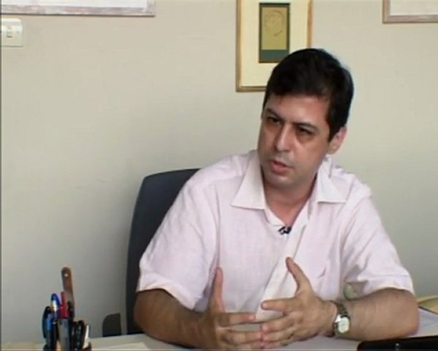 Υπερκινητικός Δάσκαλος~Θανάσης Απάρτης~Γλυπτική
