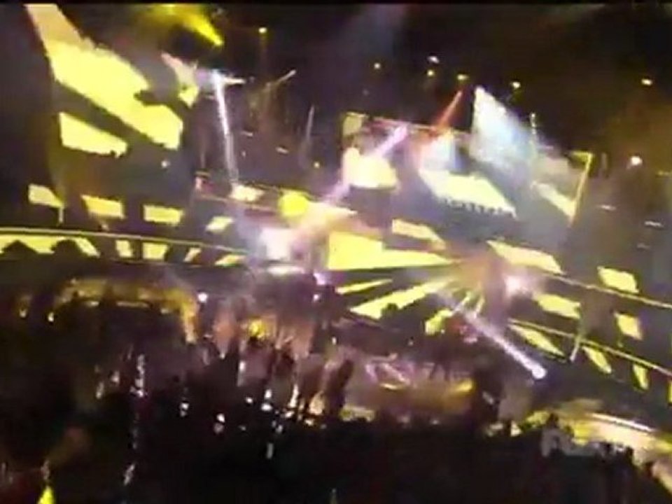 Enrique Iglesias 'I Like It' live on American Idol ~ The Results