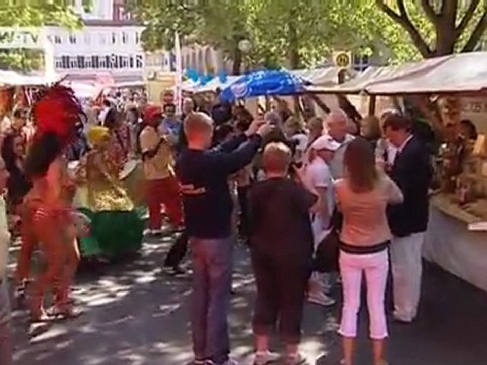 Berlin is Burning -  Arson Attacks on Cars | People & Politics