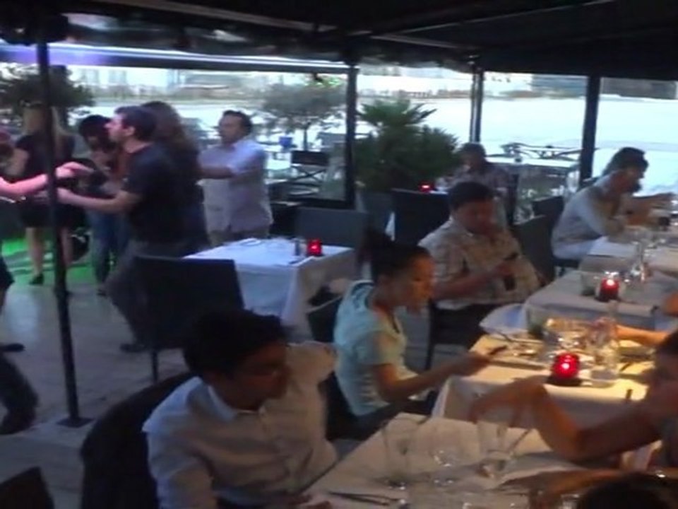 restaurant pour groupe paris  soiree entreprise a paris au restaurant  tout le monde en parle