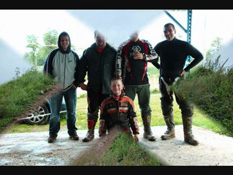 video de neuville aux joutes