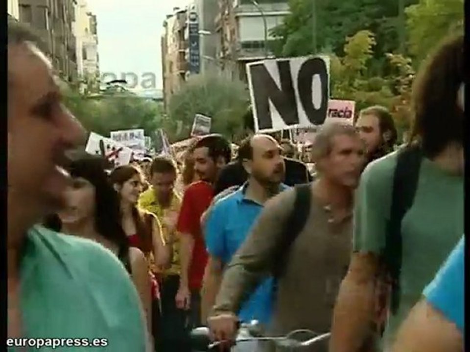 Gran despliegue policial en manifestación de indignados