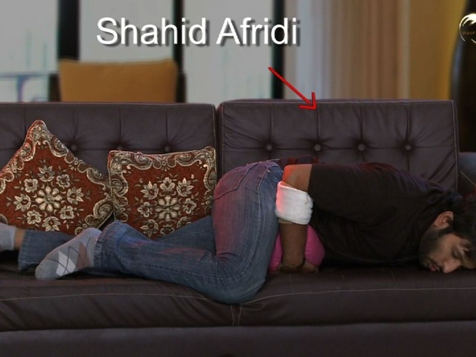 Comedy Show Jay Hind! Shahid Afridi in Touch Me Video