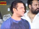 Salman Khan ATTEMPTS to defeat Shahrukh Khan