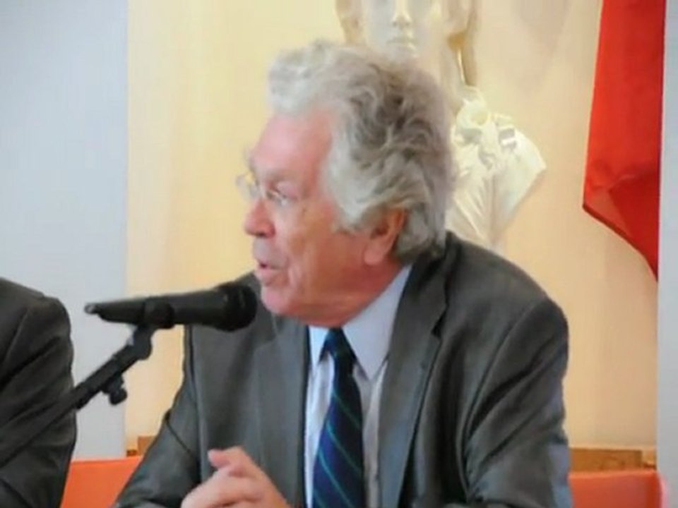 Primaires socialistes : Martine Aubry en campagne à Montceau-les-Mines (31/08/2011) Acte 2