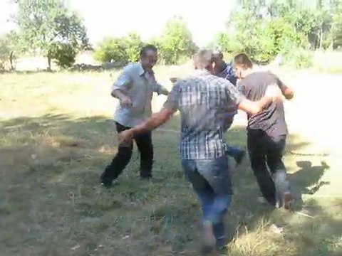 Eylikler Köyü akbaltı piknik ilginç bir oyun :))