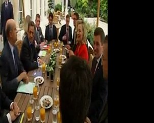 Pledges in Paris for Libya