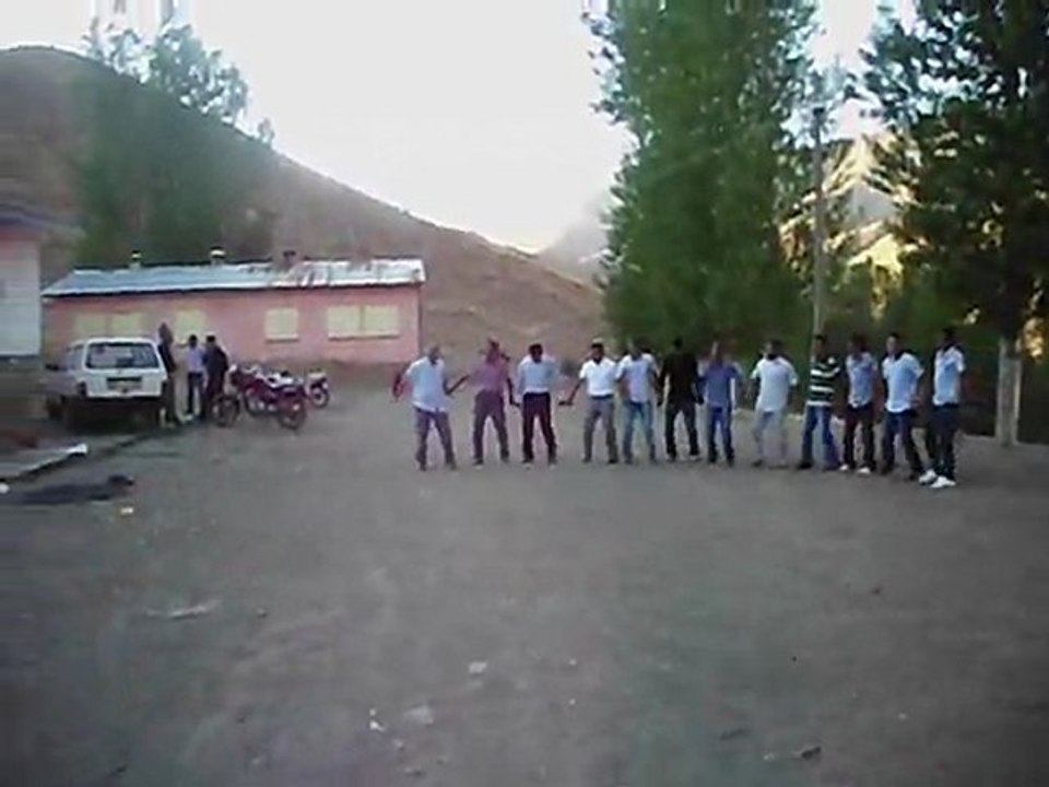 RAMAZAN BAYRAMI OKUL ÖNÜ DÜĞÜN ETKİNLİKLERİ selçuk akbaş