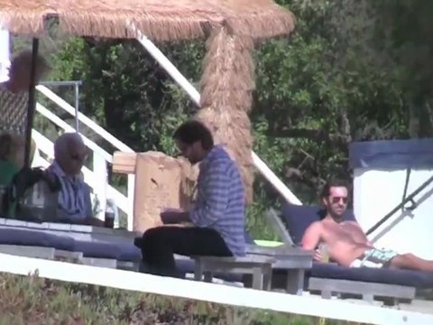 Katherine Heigl's Beach Photo Shoot
