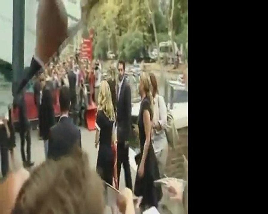 Marc Anthony denies affairs, Madonna in Venice