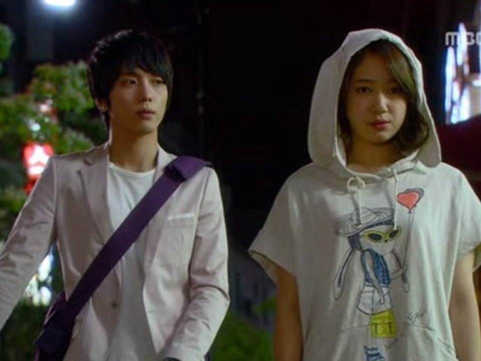 Lucky- Yong Hwa ( HeartStrings)