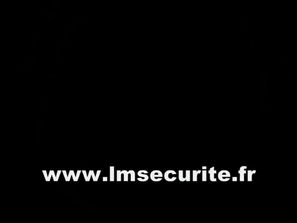 PANNEAU  DE  SIGNALISATION  LUMINEUX  DYNAMIQUE  PREVENTIF