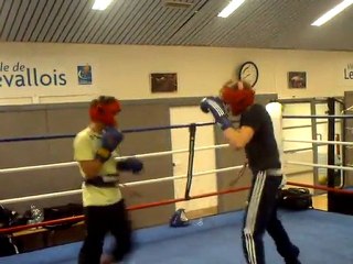 [Distanceur] Jeunes enfants boxeurs