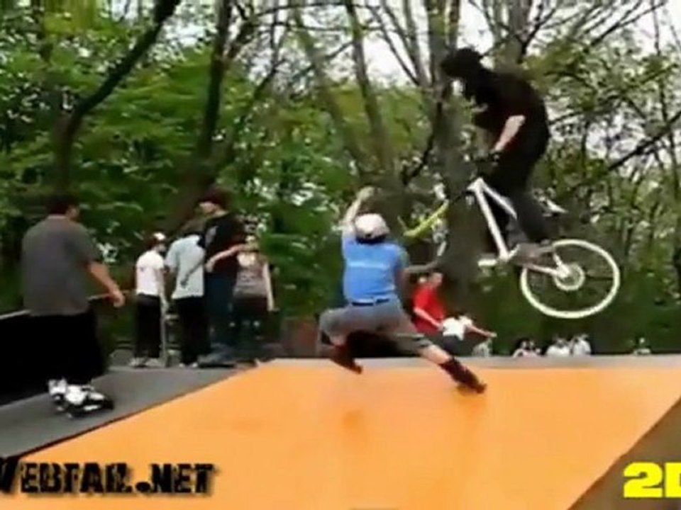 Bike Jump FAIL