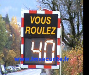 RADAR  PEDAGOGIQUE  LUMINEUX  DE  VITESSE  VIASIS  MINI