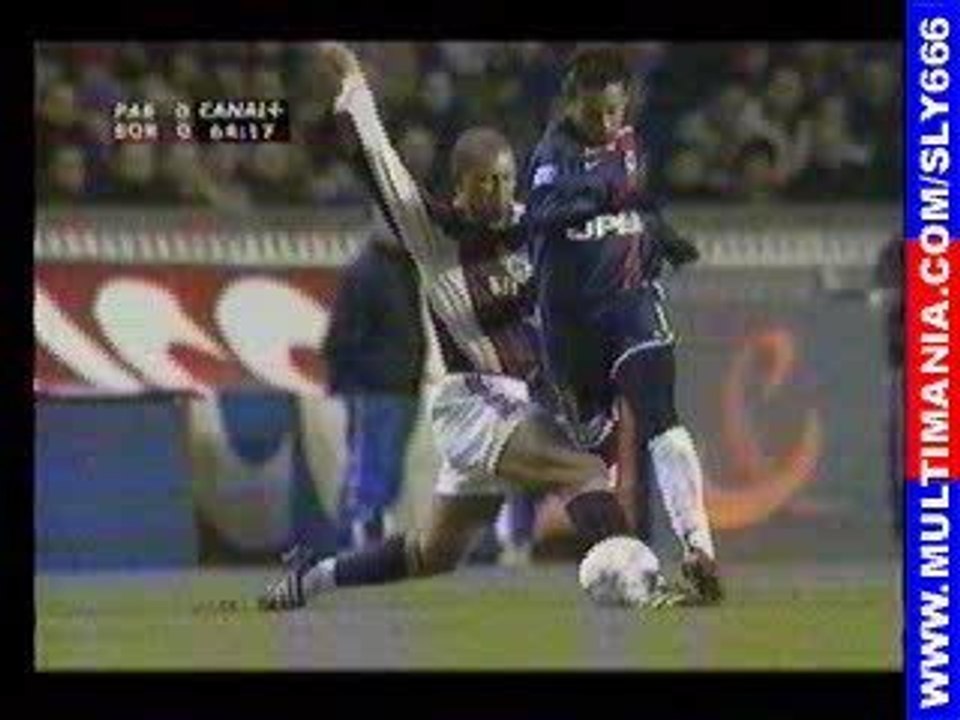 Ronaldinho - Protection de balle