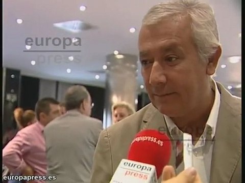 Arenas, sorprendido por la decisión de Cascos