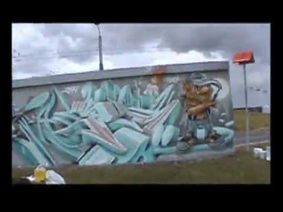 TROGLO
