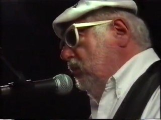 Faton Cahen - Paris 2000 / réalistion Olivier Taïeb 2001